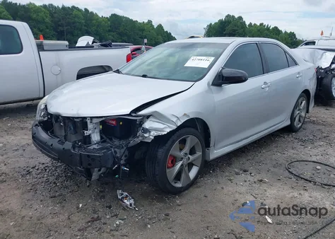 2014 Toyota Camry Se Sport z USA, uszkodzony, nr VIN 4T1BF1FK9EU454507